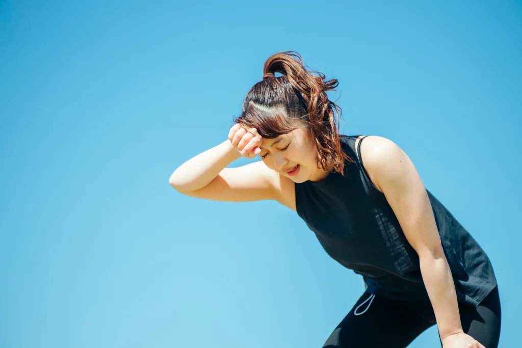 22138003_m | 神楽坂のパーソナルジム|QUALITAS神楽坂店 疲れている女性