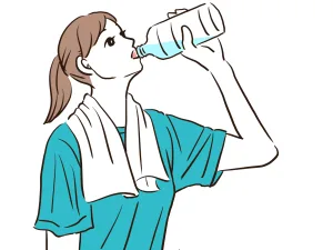 水分補給する女性
