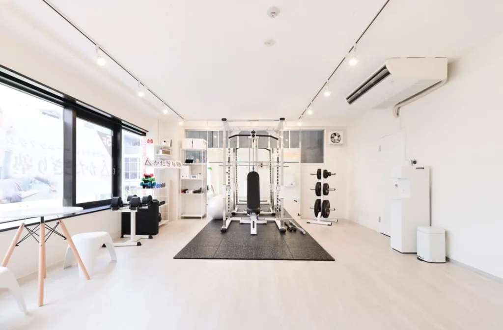 かたぎり塾の店内