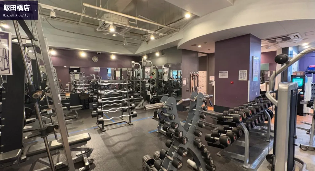エニタイムフィットネス 飯田橋店の店内